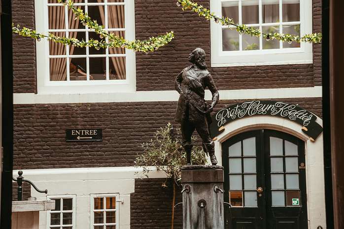 Amsterdam History Tour: The Dutch Golden Age