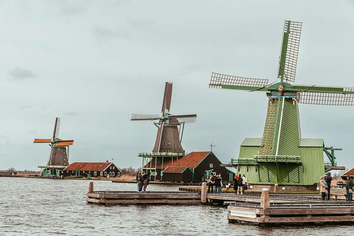 Dutch Windmills and Countryside Tour: Zaanse Schans from Amsterdam