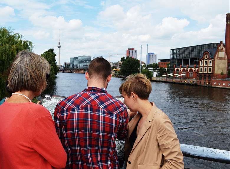 Kreuzberg Neighborhood Tour: Hipster and Multicultural Berlin