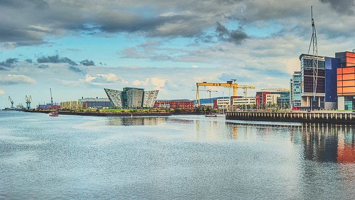 Belfast In a Day Tour: Titanic, Industry & Change