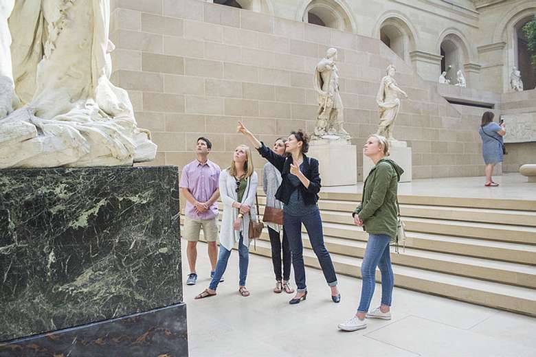 Paris in a Day Tour with the Louvre