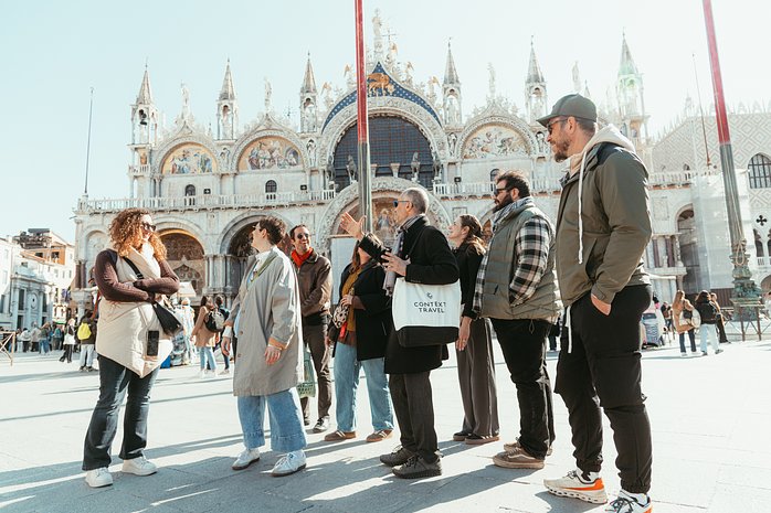 Sites and Insights: An Expert-Led Venice Welcome Tour