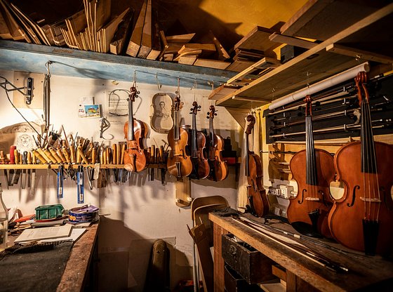 Sound of Bologna Music Tour with Violin Artisan Visit