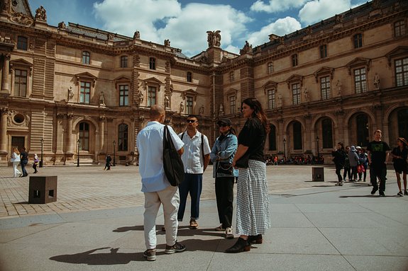 paris group tours