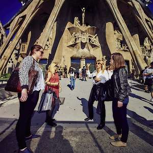 gaudi tour of barcelona
