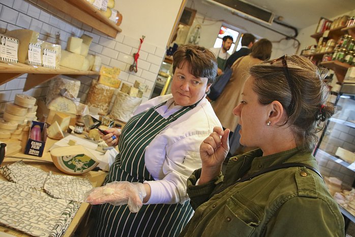 Dublin Food and Drink Tour: Irish Traditions