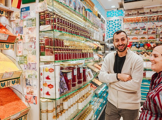 Istanbul Food Tour: Spice Bazaar and Kadikoy Market