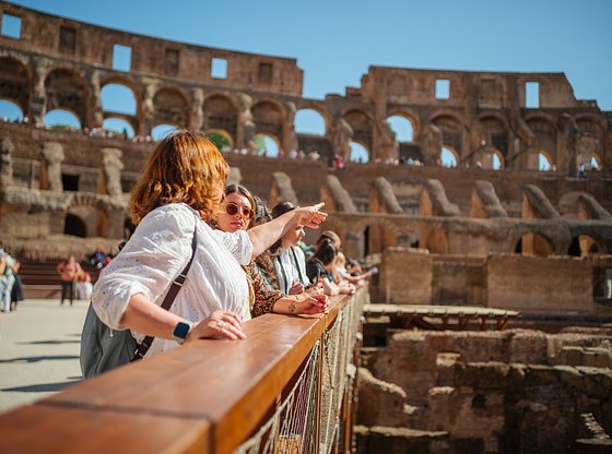 Full Experience Colosseum Tour with Arena Floor and Exclusive SUPER Sites