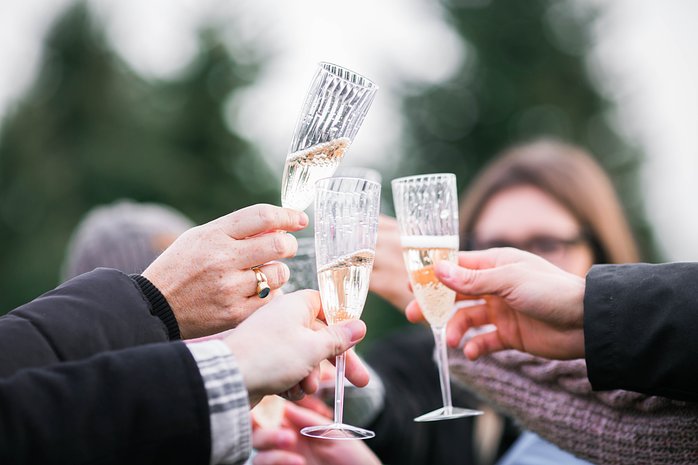 VIP Experience: Full-Day Champagne Tasting Tour from Paris by Private Car