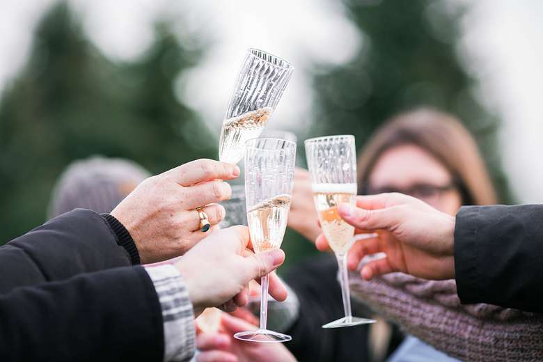 VIP Experience: Full-Day Champagne Tasting Tour from Paris by Private Car