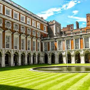 hampton court palace tour
