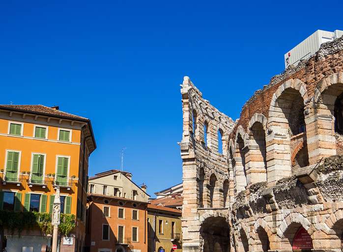 Sites and Insights: An Expert-Led Verona Welcome Tour