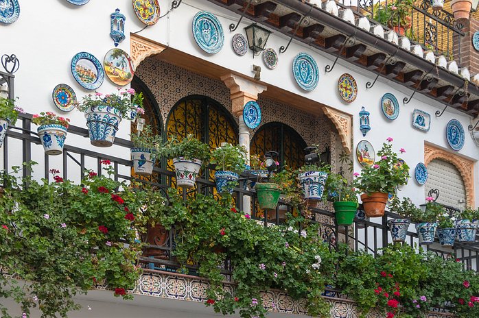 Beyond the Red Hill: Albaicín Neighborhood Tour