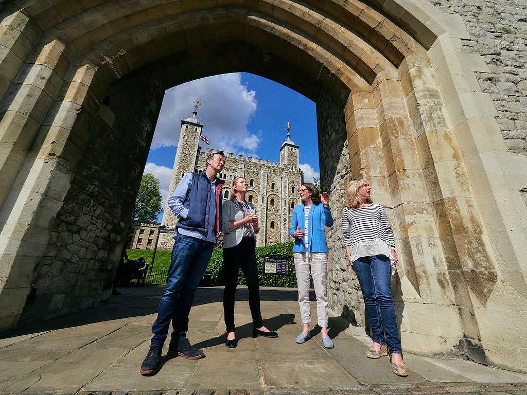 tower of london early access tour