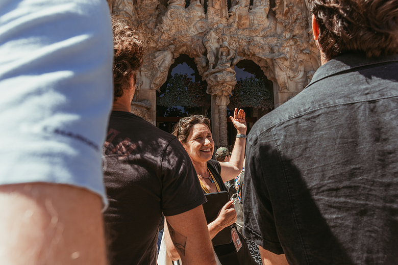 Sagrada Familia and Hospital de Sant Pau Tour with Skip-the-Line Tickets