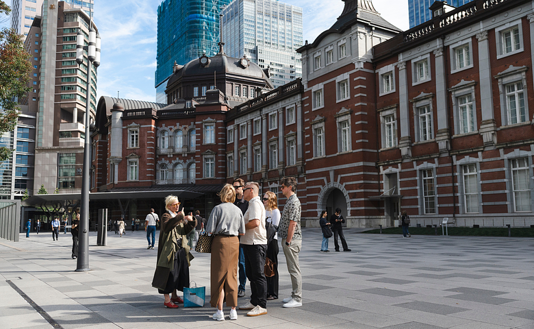 Tokyo Highlights Tour: Nihonbashi & Edo Gardens