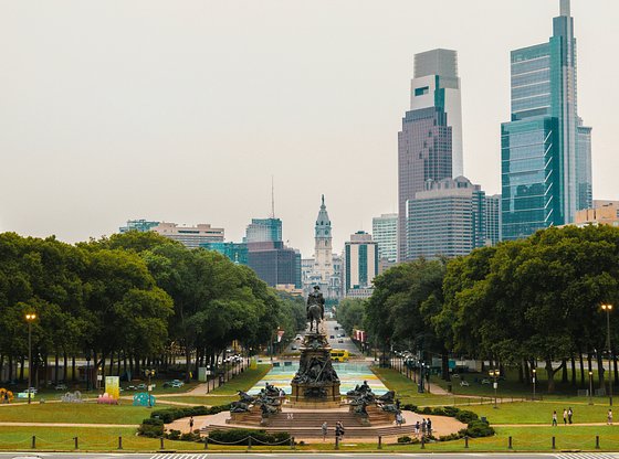 Ben Franklin Parkway Tour: Love Park to Rocky's Steps