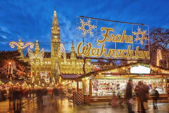 Vienna Food Tour: Christmas Market Traditions