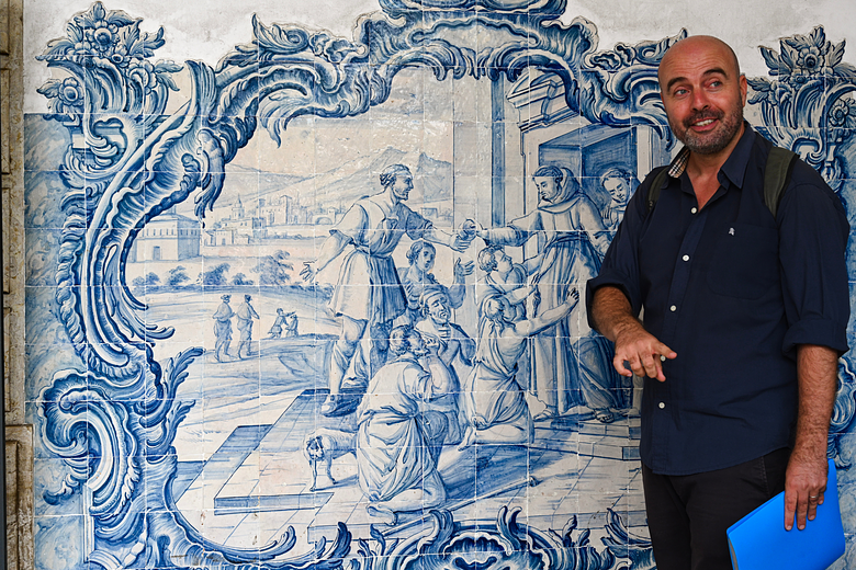 Sites and Insights: An Expert-Led Lisbon Welcome Tour