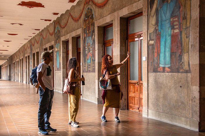 Painting a Picture of Mexico: A Mural History Tour