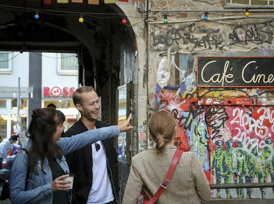 Sites and Insights: An Expert-Led Berlin Welcome Tour