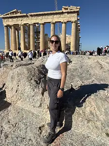 Photo Shared by Lindsay with their review