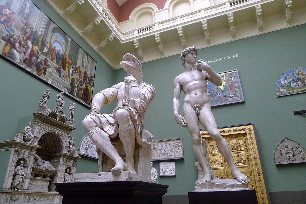 v&a tours