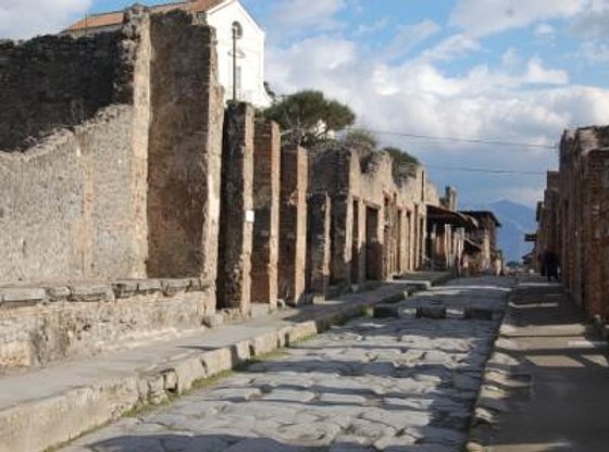 Full-Day Pompeii Day Trip from Naples with Skip-the-Line Tickets