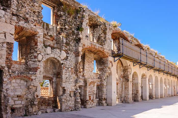 Half-Day Split, Trogir and Salona Day Trip from Split