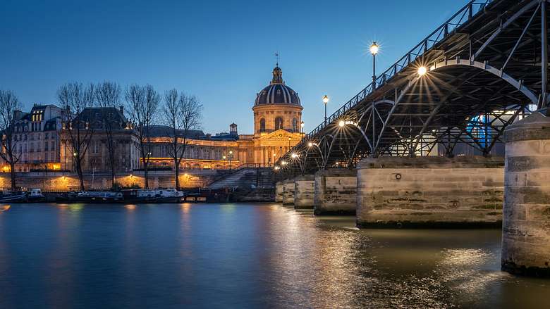 Paris Left Bank Tour By Night
