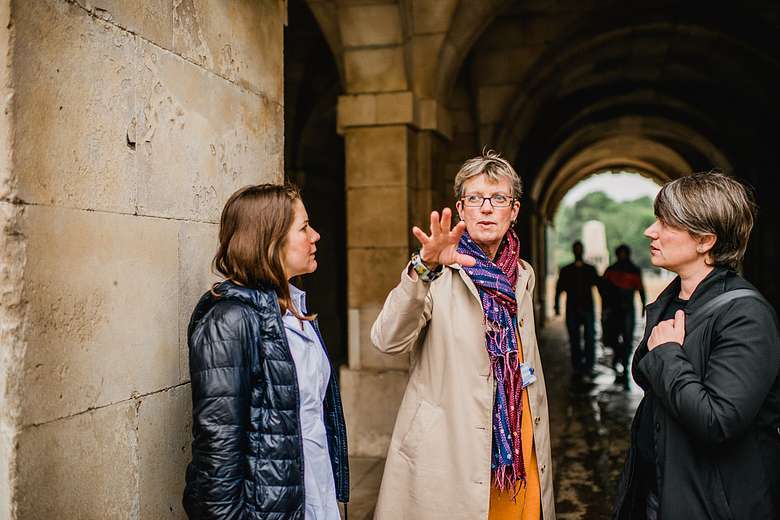 London History Tour: Portrait of a City