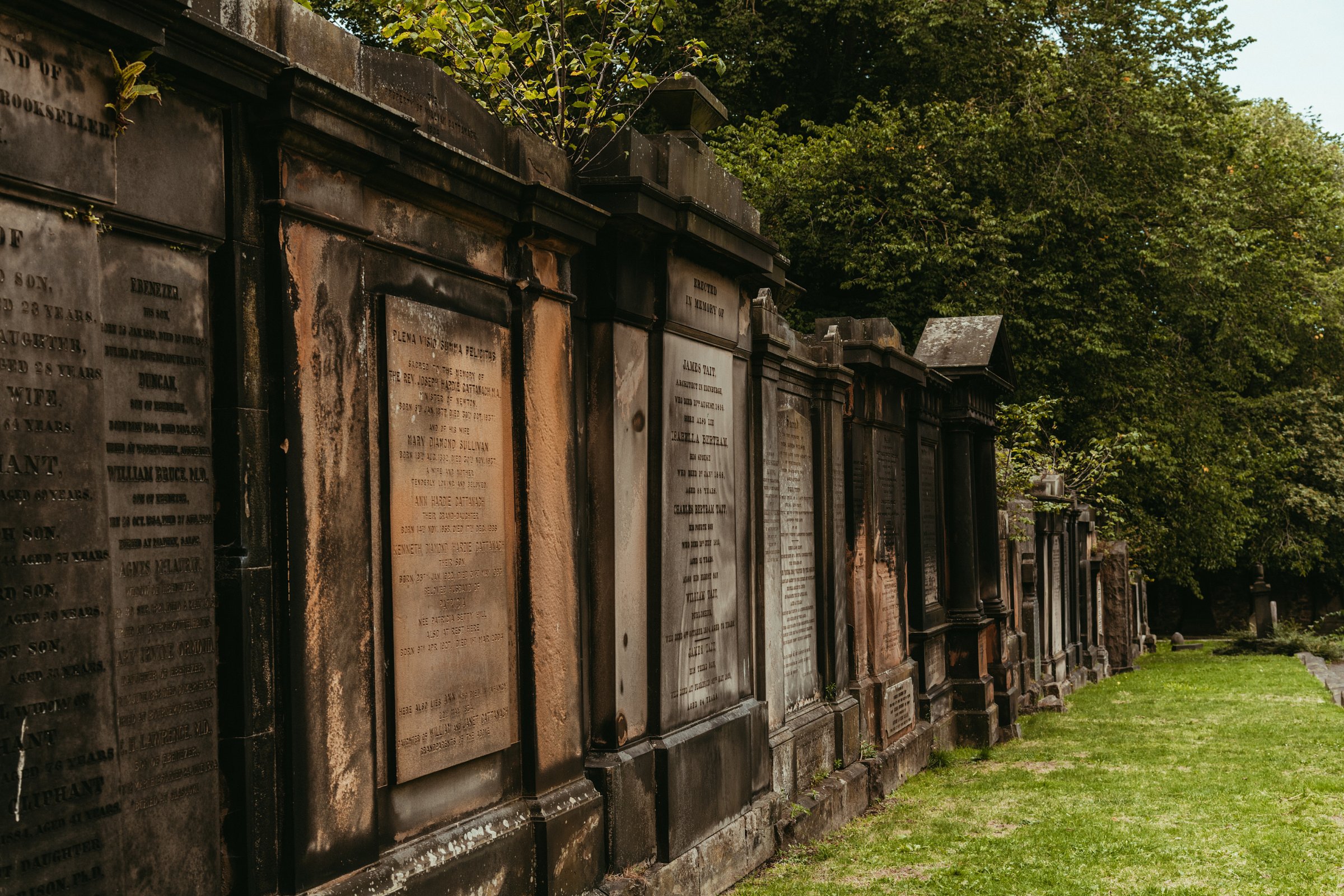 Edinburgh dark history tour