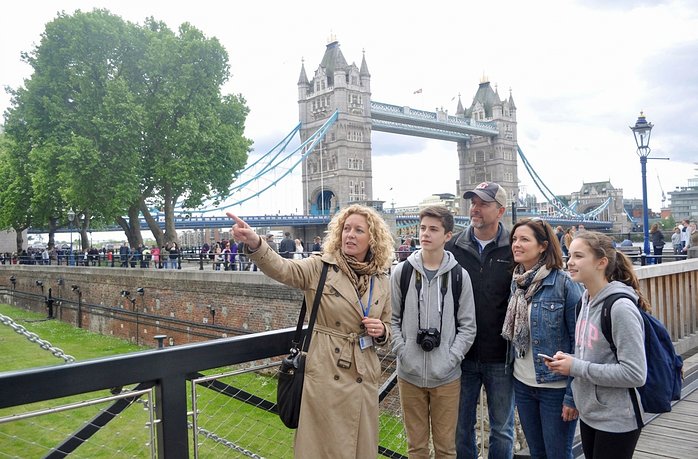 Shakespeare, Slavery & Discovery: A London History Tour for Teens