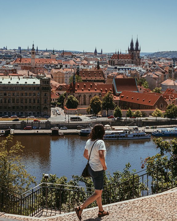 prague group tours
